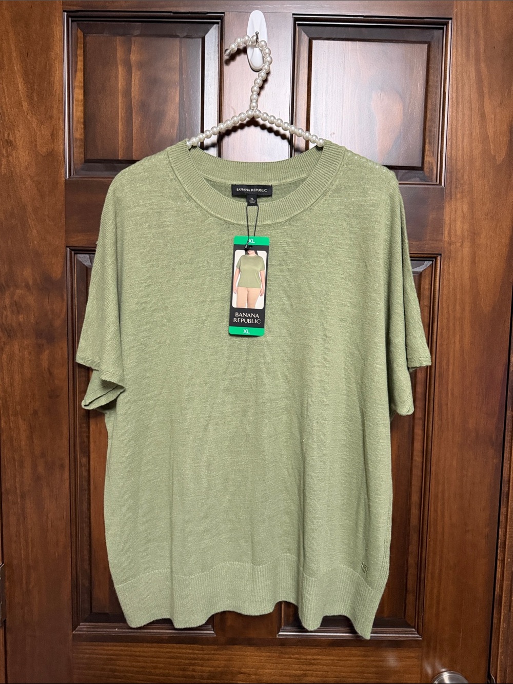Banana Republic Olive Green Short-Sleeve Crew Neck Sweater